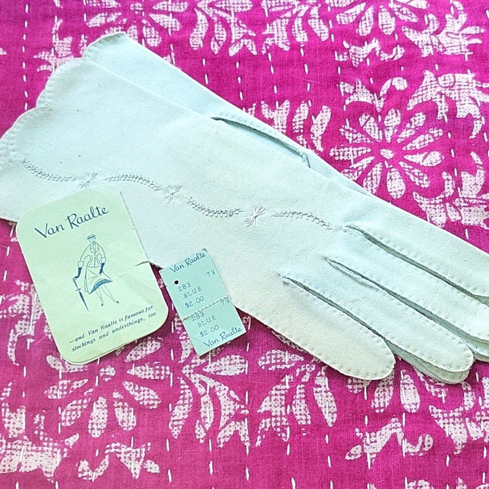 Van Raalte vintage gloves